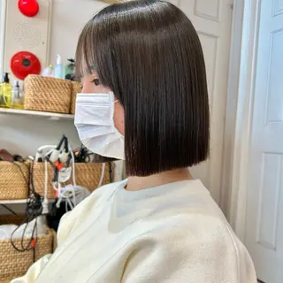 ミディアム カラー 髪質改善【縮毛矯正】 美髪ボブを量産する人のヘアスタイル