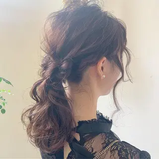 セミロング ヘアアレンジ 馴染ませNo.1🧃 エクステ・アレンジのヘアスタイル