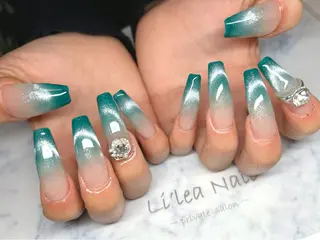 ネイル Li'leaNail AINAのネイルデザイン