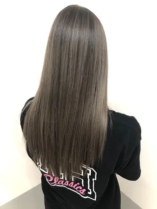 ロング カラー OFF YUYAのヘアスタイル