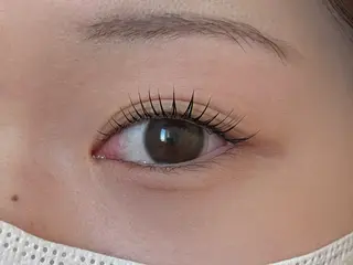 マツエク・マツパ 小林 莉世の眉毛・アイブロウイメージ