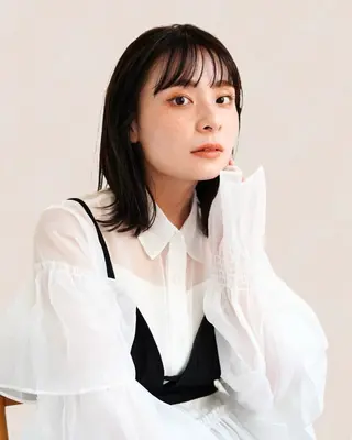 セミロング カラー Joule 建山美友のヘアスタイル