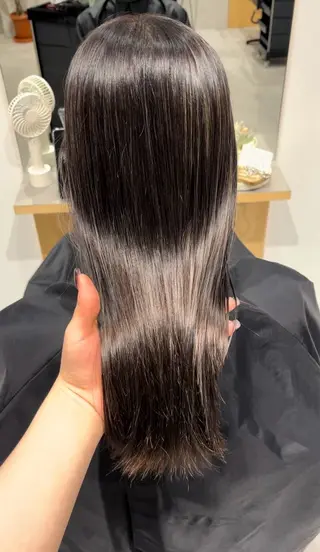 ロング カラー ボブ/ハイトーン特化 solua上本町のヘアスタイル