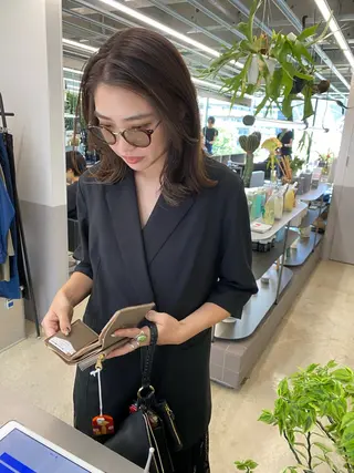 ミディアム カラー 似合わせカット レイヤーボブウルフのヘアスタイル