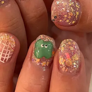 ネイル 栗田 ゆう子のネイルデザイン