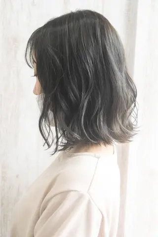 カラー ハイトーンカラー RYUのヘアスタイル