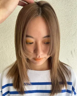 ミディアム カラー suvvy hairsalonのヘアスタイル