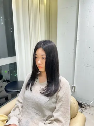 セミロング ボブ/ショート/山見 陽のヘアスタイル