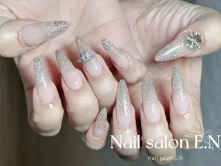 ネイル E.N🦋 長さ出し/持ち込みのネイルデザイン
