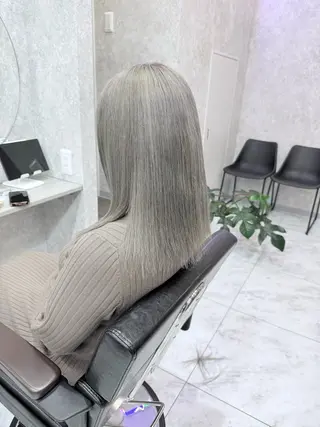 ミディアム カラー 🌺ハイトーン🌺 矢葺 なぎさ🌺🌺のヘアスタイル