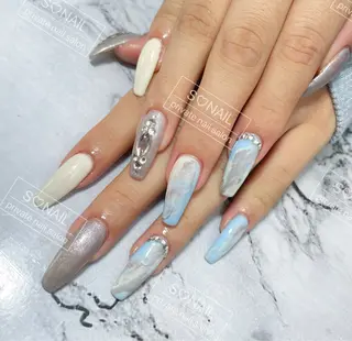 ネイル S♡NAIL所属・S.NAIL Suuのネイルデザイン