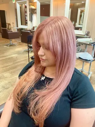 ロング カラー TAYA 心斎橋所属・山本 聖真のヘアスタイル
