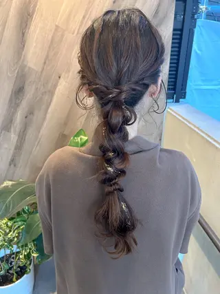 ロング ヘアアレンジ 飯塚 沙衣のヘアスタイル