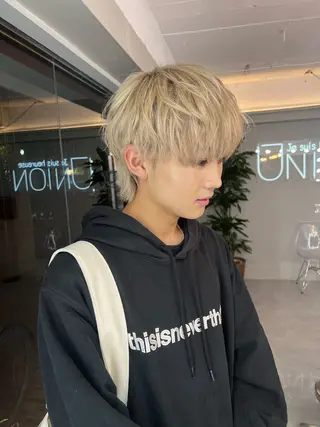 セミロング カラー メンズ je suis heureuse所属・ハイライトカラー 🌀ゆい❣️のヘアスタイル