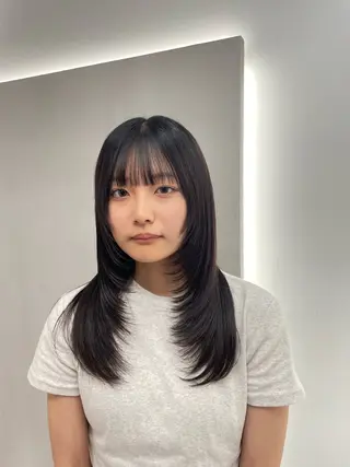 セミロング 🐺ウルフ/レイヤー カット/高嶋湧大のヘアスタイル