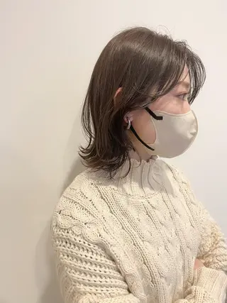 ミディアム 藤本 静香のヘアスタイル