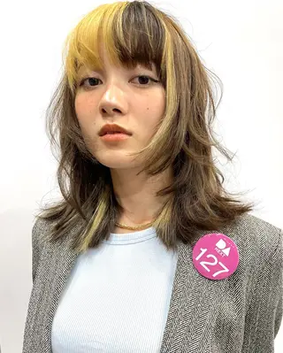 カラー ニシウエ ヒロキのヘアスタイル