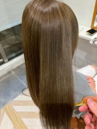 ロング ROUTE ルートのヘアスタイル