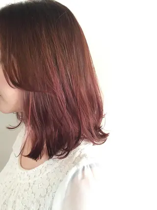 ミディアム カラー conne& ririのヘアスタイル