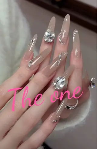 ネイル Theone栄店 赤松のネイルデザイン