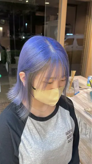 ミディアム カラー ブリーチ🩵レイヤー Maho🐻‍❄️のヘアスタイル