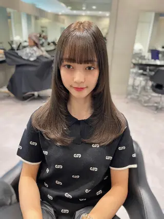 セミロング 銀座/レイヤーカット 🤍内野すみれのヘアスタイル