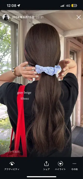 ロング カラー 荻野 未来のヘアスタイル