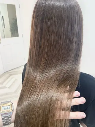 ロング 深谷 薫のヘアスタイル