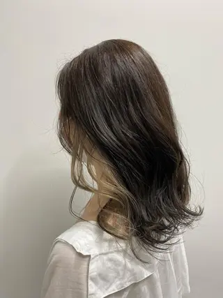 セミロング 村山 豪歩のヘアスタイル