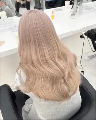 カラー ブリーチ/ハイトーン 💛SAKI‎💛のヘアスタイル