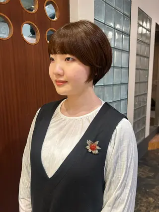 ショート Vibe所属・hanami パーマ/透明感カラーのヘアスタイル