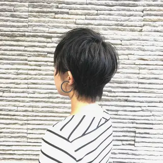 ショート メンズカット デザインカラーのヘアスタイル