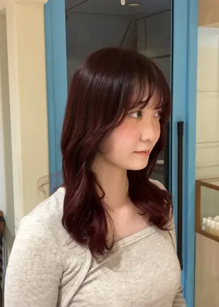 セミロング カラー CYAN.栄店所属・久野 紗愛のヘアスタイル