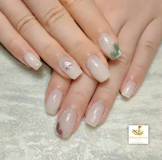 ネイル 完全予約制個室サロン Abundancesのネイルデザイン