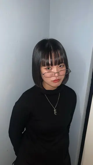 ミディアム 個性的カラー ☆≡ねねのヘアスタイル