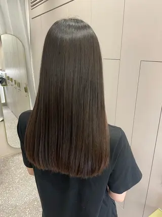 ロング 暖色/オリーブカラー /中村未来🍒🫒のヘアスタイル