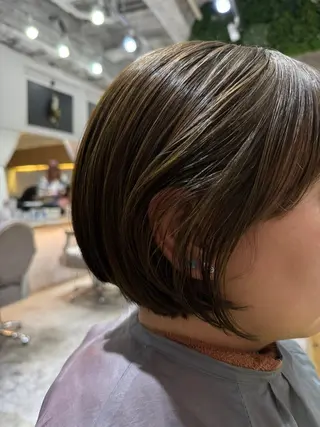 ショート カラー キダ ユウナのヘアスタイル