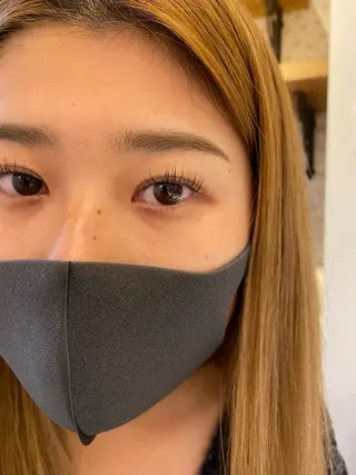 マツエク・マツパ miien(SALONVILLAGE内)所属・MOE /渋谷・明治神宮前のマツエク・マツパデザイン