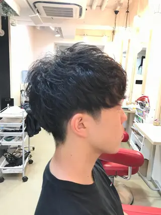 ショート 渋谷宮益坂 omoのヘアスタイル