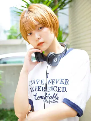 ショート カラー FERIA梅田🖤 透明感カラー🎀のヘアスタイル