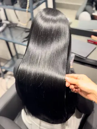 ロング カラー パーマ ヘアアレンジ Vel 新宿店所属・美髪矯正/髪質改善 カラー✨️Velのヘアスタイル