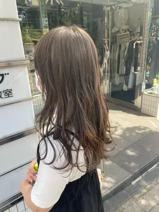 ロング カラー マンツーマン施術🌷 透明感/HIKARIのヘアスタイル