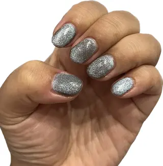 ネイル ビューティーサロン美舞所属・mibu⭐︎ 髙橋のネイルデザイン