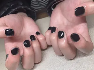 ネイル 𝐴𝑁𝑈𝐸 深爪育成専門サロンのネイルデザイン