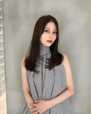 セミロング レイヤー×ブリーチ 縮毛矯正/KAのヘアスタイル