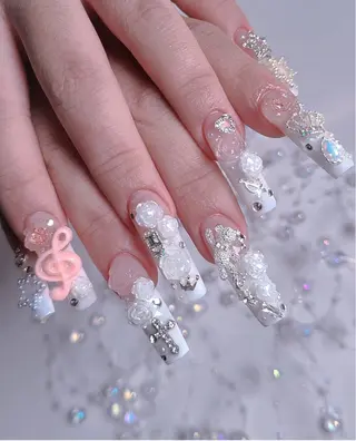 ネイル Lina所属・Lina Nail Salonのネイルデザイン