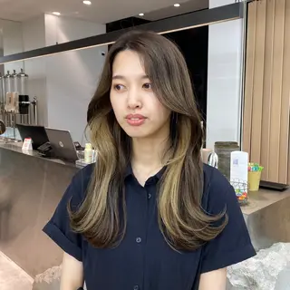 カラー Lond　Chloe所属・りな🌱ショート ☀️レイヤーのヘアスタイル