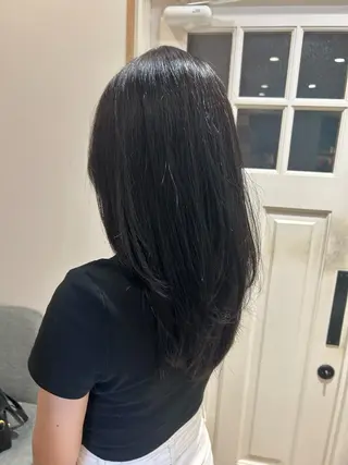 ロング ナルミ ケイスケのヘアスタイル