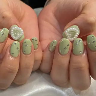 ネイル sharesalon    room59所属・nozomi 🌙のネイルデザイン