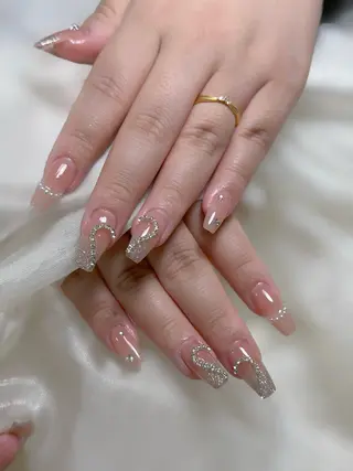 ネイル Maggie nailクロのネイルデザイン